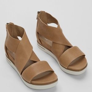 EILEEN FISHER Crisscross Sport Leather Sandal Size 9.5 women